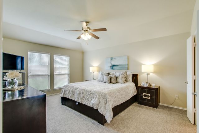 8732 Whirlwind Trail, Aubrey, TX 76227