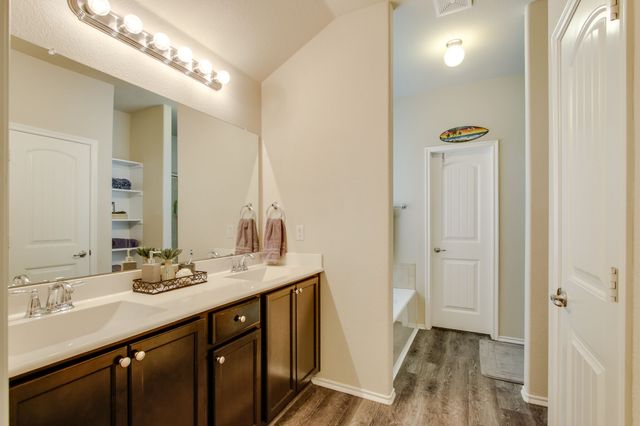 8732 Whirlwind Trail, Aubrey, TX 76227