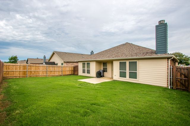 8732 Whirlwind Trail, Aubrey, TX 76227