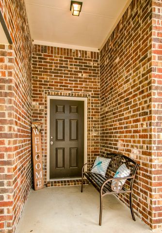 8732 Whirlwind Trail, Aubrey, TX 76227