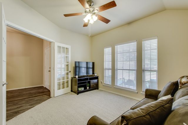 8732 Whirlwind Trail, Aubrey, TX 76227