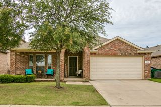 8732 Whirlwind Trail, Aubrey, TX 76227