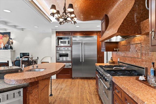 2920 Hillside Drive, Burlingame, CA 94010