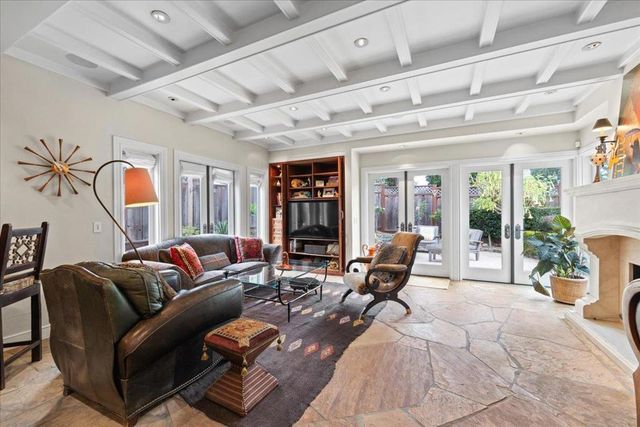 2920 Hillside Drive, Burlingame, CA 94010