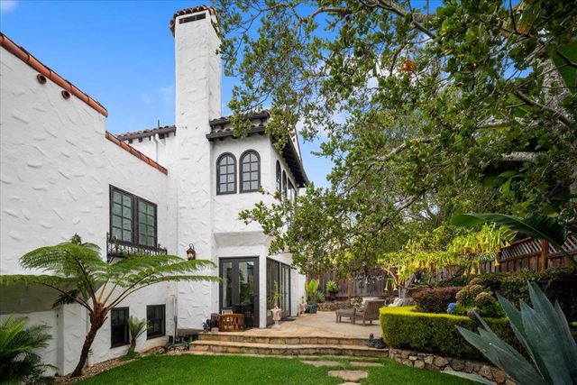 2920 Hillside Drive, Burlingame, CA 94010
