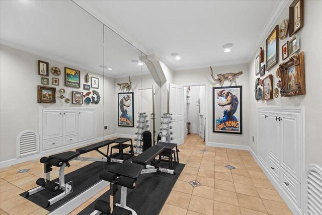 2920 Hillside Drive, Burlingame, CA 94010
