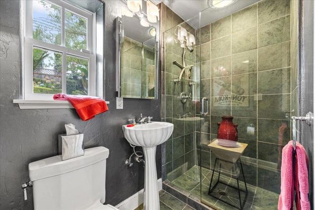 2920 Hillside Drive, Burlingame, CA 94010