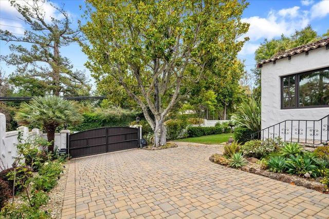 2920 Hillside Drive, Burlingame, CA 94010