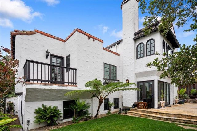 2920 Hillside Drive, Burlingame, CA 94010