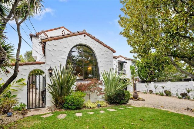 2920 Hillside Drive, Burlingame, CA 94010