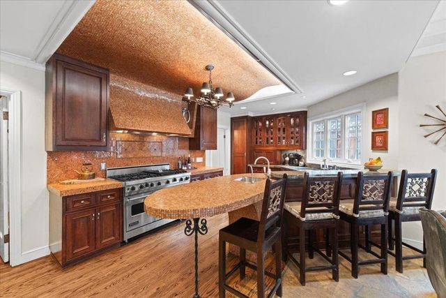 2920 Hillside Drive, Burlingame, CA 94010