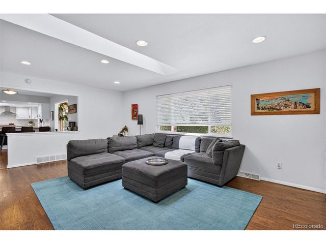 6385 W Frost Dr, Littleton, CO 80128