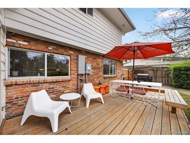 6385 W Frost Dr, Littleton, CO 80128