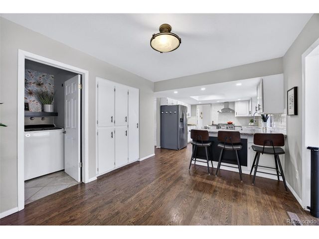 6385 W Frost Dr, Littleton, CO 80128
