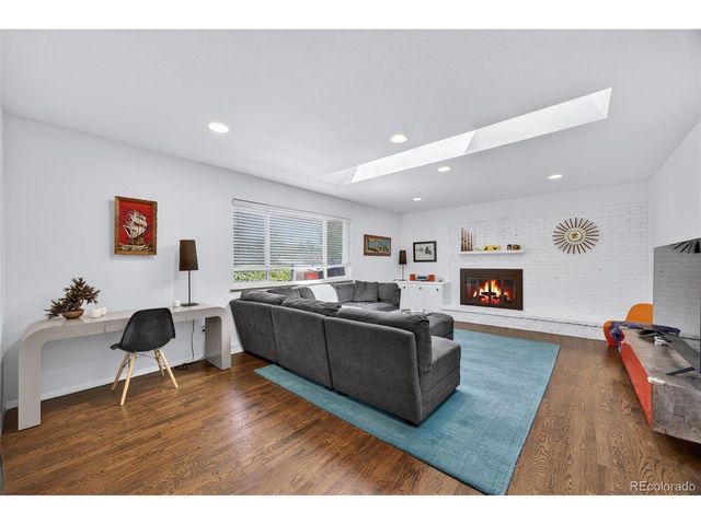 6385 W Frost Dr, Littleton, CO 80128