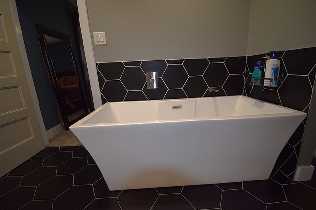 205 E 6th Street, Kaufman, TX 75142