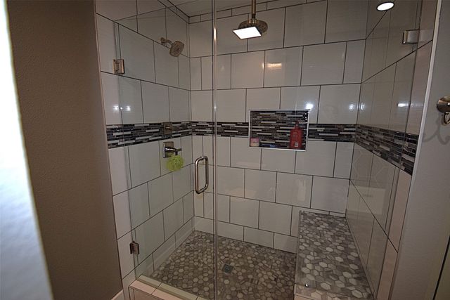 205 E 6th Street, Kaufman, TX 75142