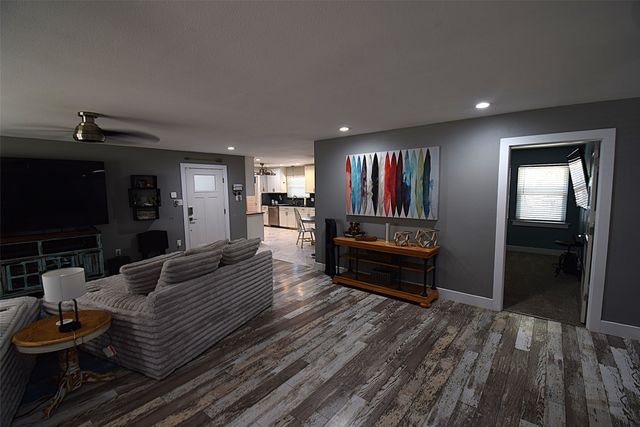 205 E 6th Street, Kaufman, TX 75142