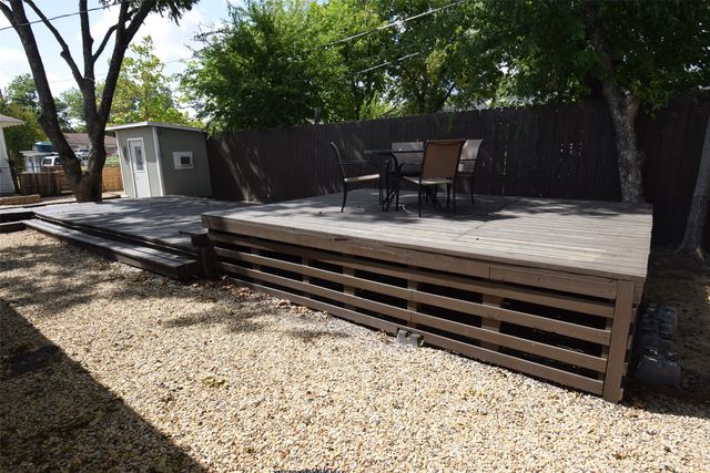 205 E 6th Street, Kaufman, TX 75142