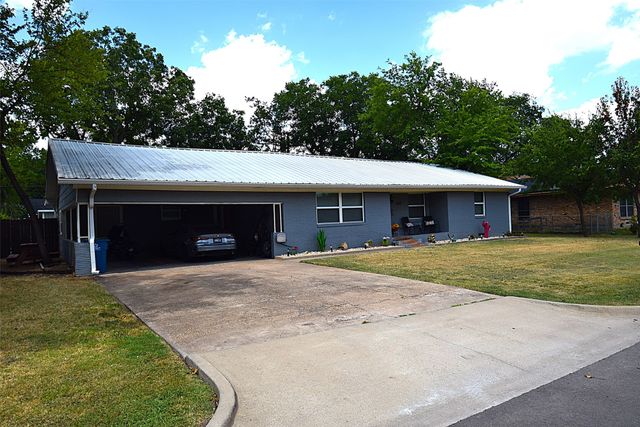 205 E 6th Street, Kaufman, TX 75142