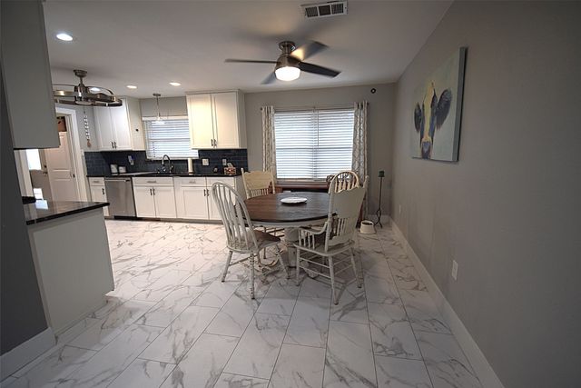 205 E 6th Street, Kaufman, TX 75142