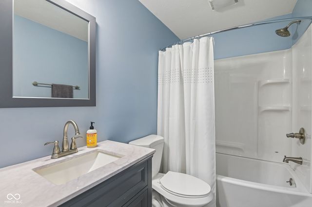 15961 Foothill Drive, Noblesville, IN 46060