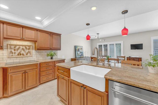 103 Hooke Lane, Los Gatos, CA 95032