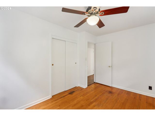 10910 Sw 74TH Ave, Portland, OR 97210