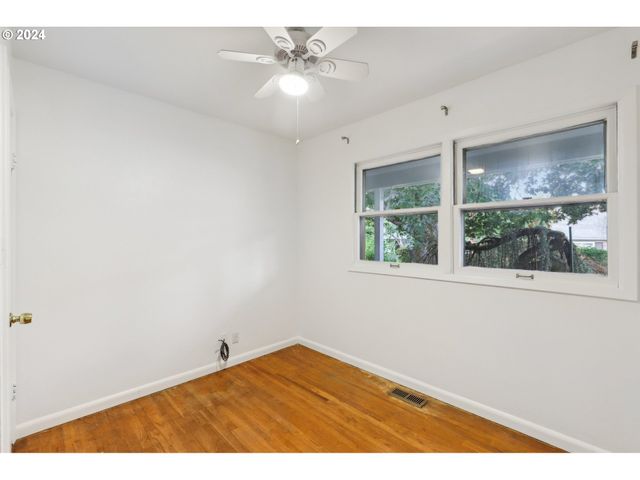10910 Sw 74TH Ave, Portland, OR 97210