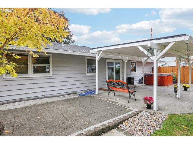 10910 Sw 74TH Ave, Portland, OR 97210