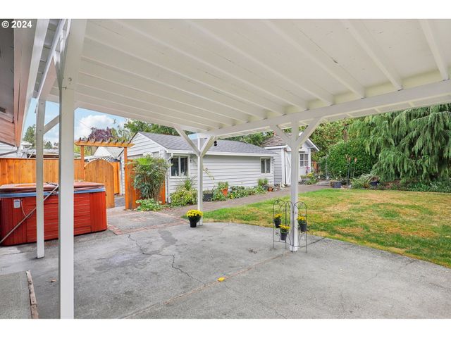10910 Sw 74TH Ave, Portland, OR 97210