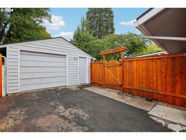10910 Sw 74TH Ave, Portland, OR 97210