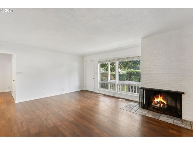10910 Sw 74TH Ave, Portland, OR 97210