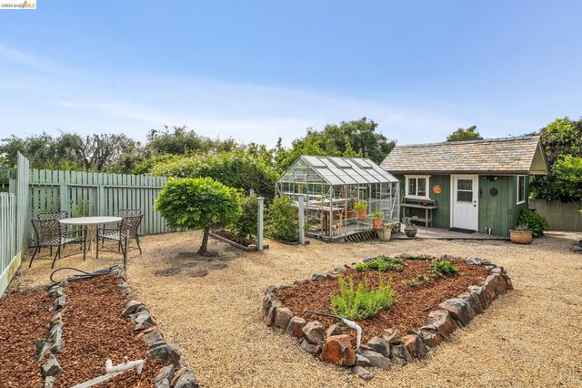 7355 Stockton Ave, El Cerrito, CA 94530