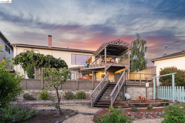 7355 Stockton Ave, El Cerrito, CA 94530