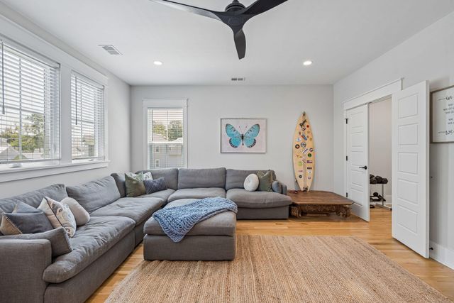 1699 Crab Bank Drive, Mount Pleasant, SC 29466