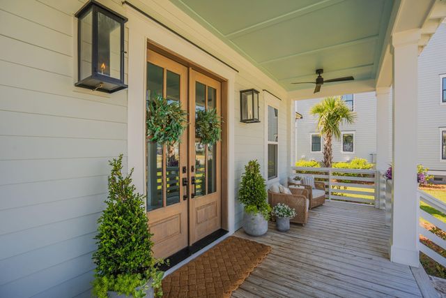 1699 Crab Bank Drive, Mount Pleasant, SC 29466