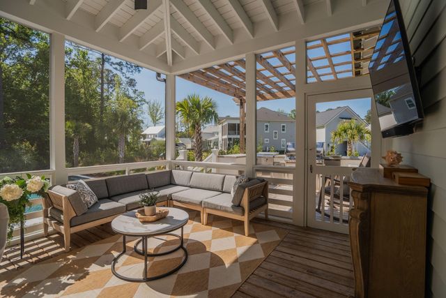 1699 Crab Bank Drive, Mount Pleasant, SC 29466