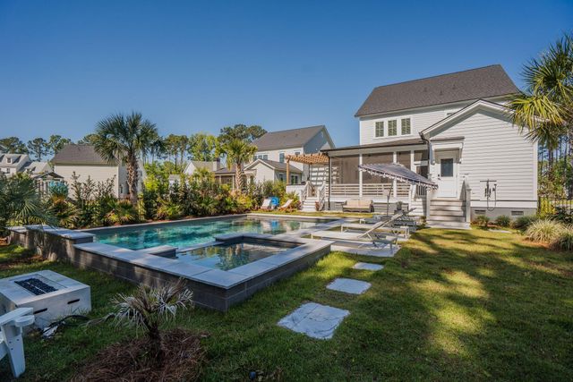 1699 Crab Bank Drive, Mount Pleasant, SC 29466