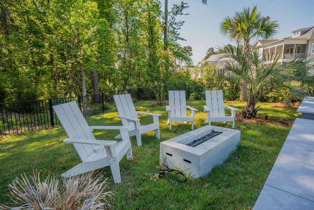 1699 Crab Bank Drive, Mount Pleasant, SC 29466