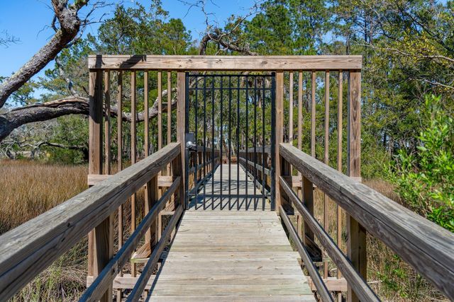 1699 Crab Bank Drive, Mount Pleasant, SC 29466