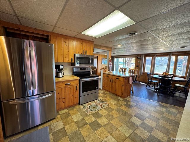 7099 Jose Lake Road, South Branch, MI 48761