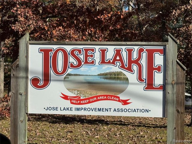 7099 Jose Lake Road, South Branch, MI 48761