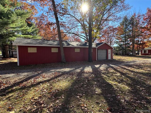 7099 Jose Lake Road, South Branch, MI 48761