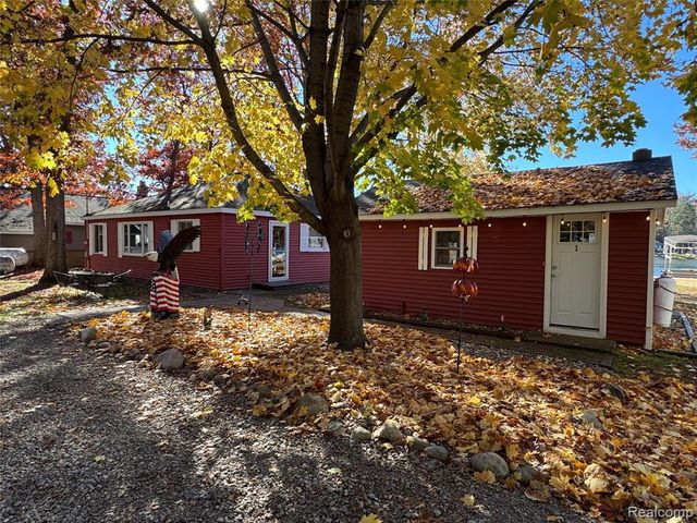 7099 Jose Lake Road, South Branch, MI 48761