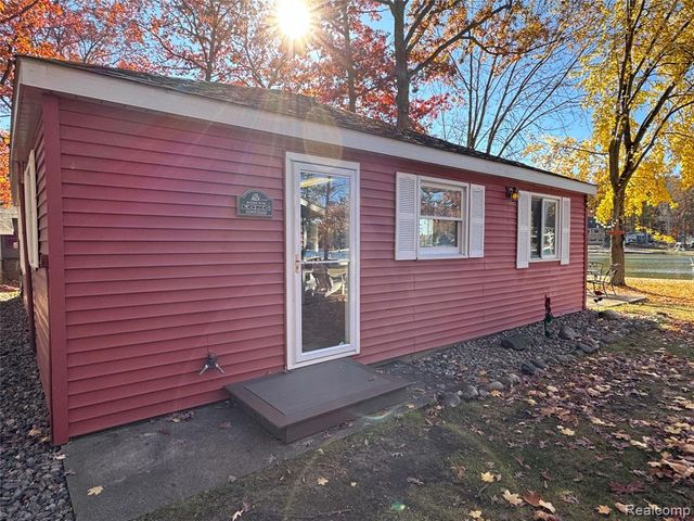 7099 Jose Lake Road, South Branch, MI 48761
