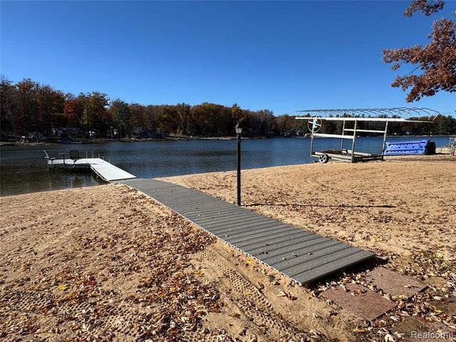 7099 Jose Lake Road, South Branch, MI 48761