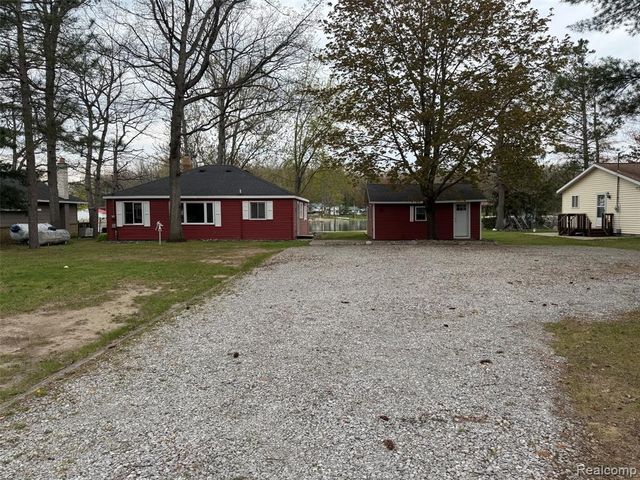 7099 Jose Lake Road, South Branch, MI 48761