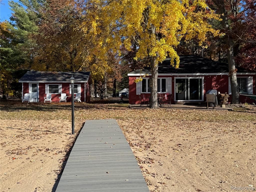 7099 Jose Lake Road, South Branch, MI 48761