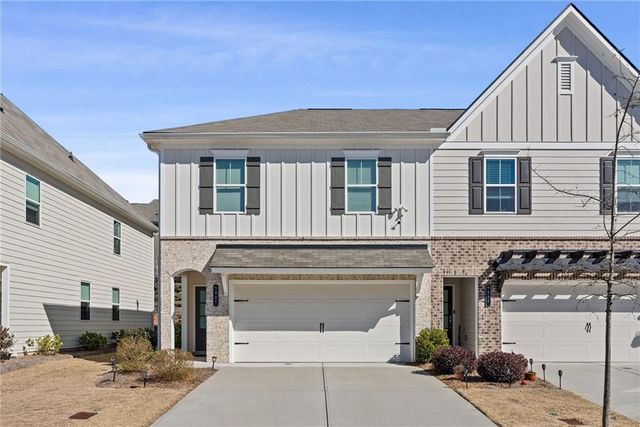 2881 Grandin Way, Marietta, GA 30008